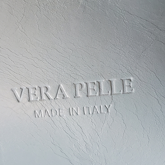 Primo Sacchi Italian Leather, Small Micro Double Zip Up Crossbody bag, baby blue - Picture 7 of 7